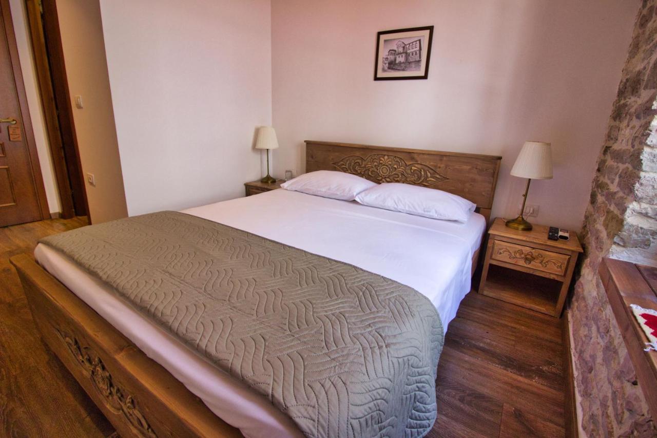4Rooms Hotel จีโรคาสเตอร์ ภายนอก รูปภาพ