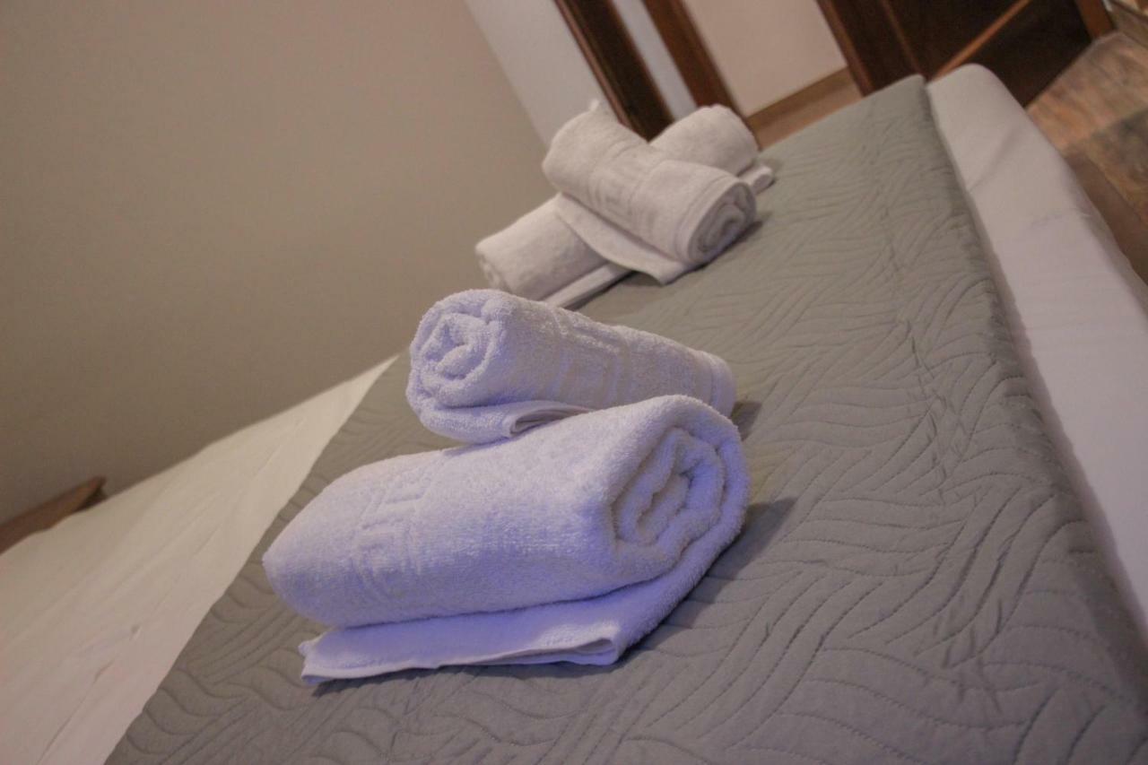 4Rooms Hotel จีโรคาสเตอร์ ภายนอก รูปภาพ