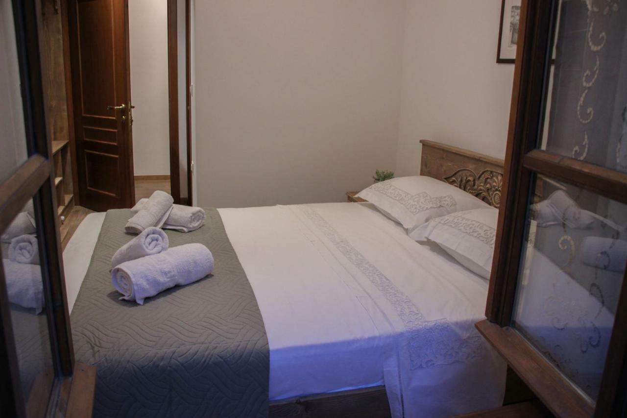 4Rooms Hotel จีโรคาสเตอร์ ภายนอก รูปภาพ